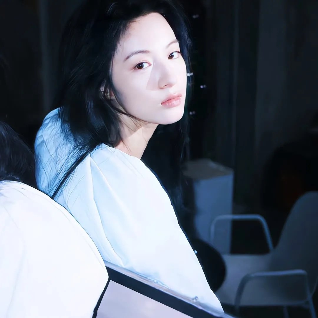 血溅小楼破碎心